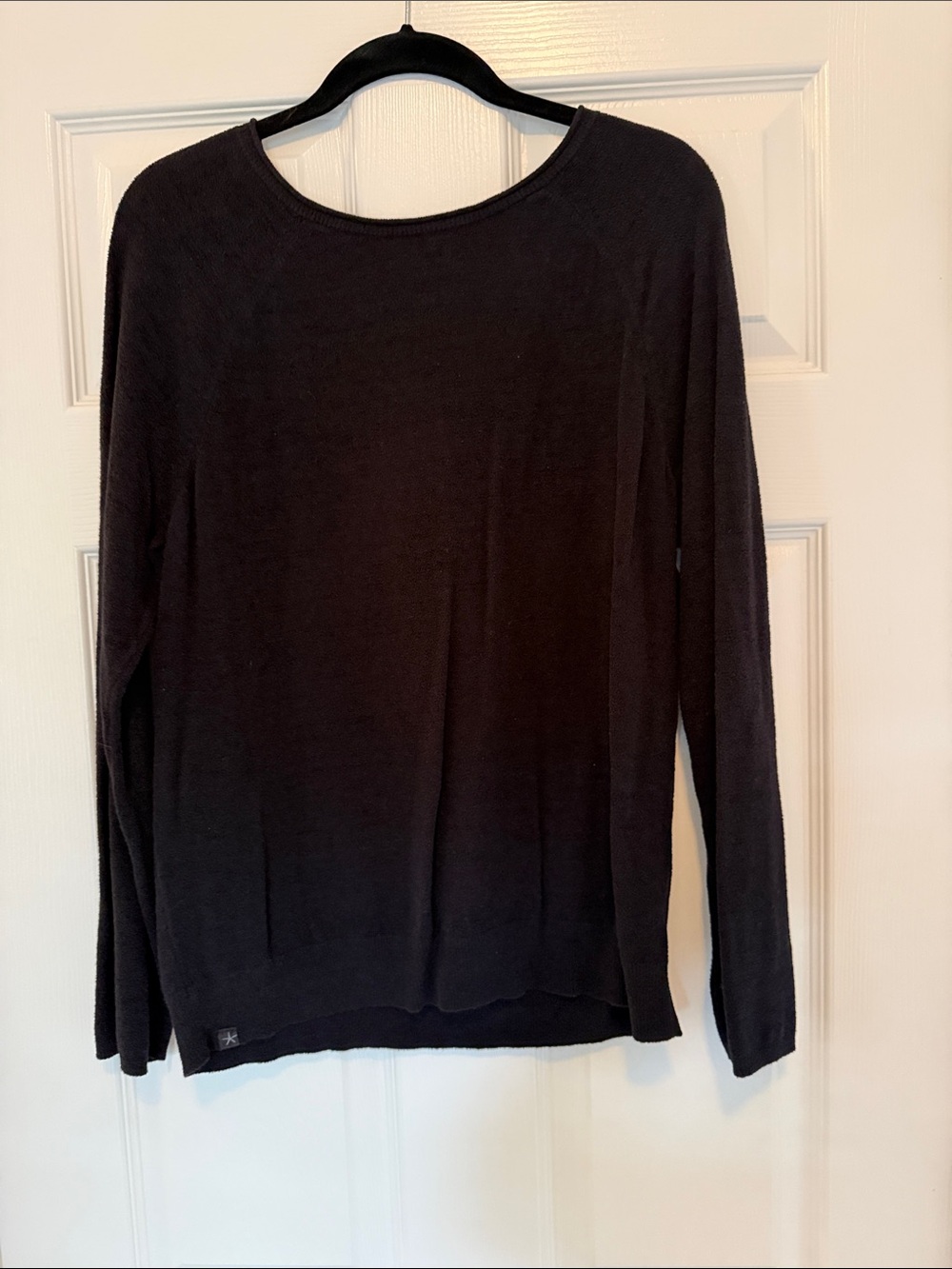 Barefoot Dreams Women's Black Long-Sleeve Knit Top